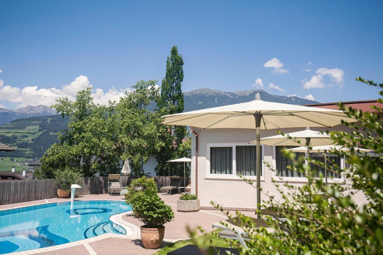 Wanderhotel Teiserhof Funes  Exterior foto