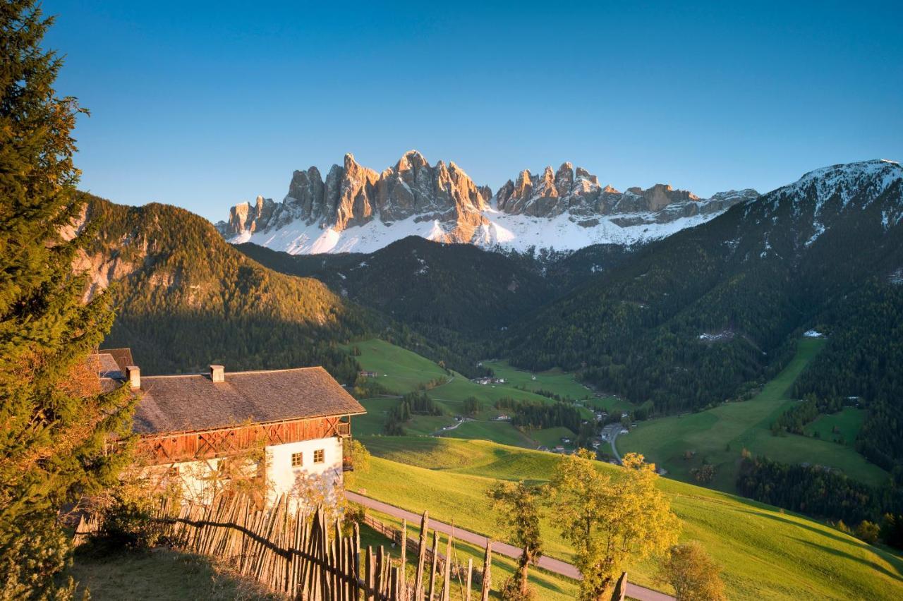 Wanderhotel Teiserhof Funes  Exterior foto